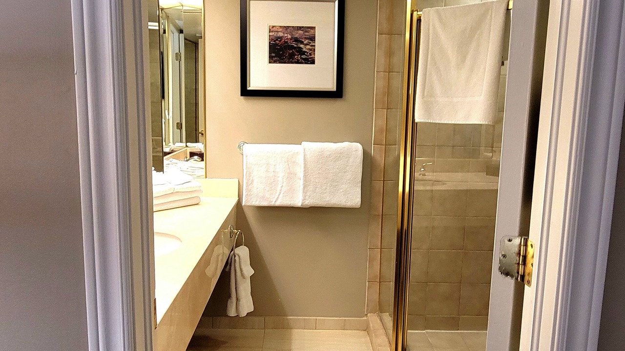 Photo of Bathroom in Oro-Medonte