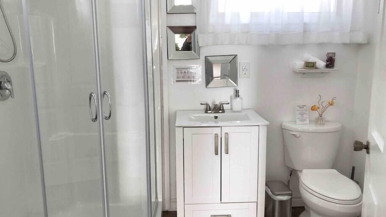 Photo of Bathroom in Port Franks