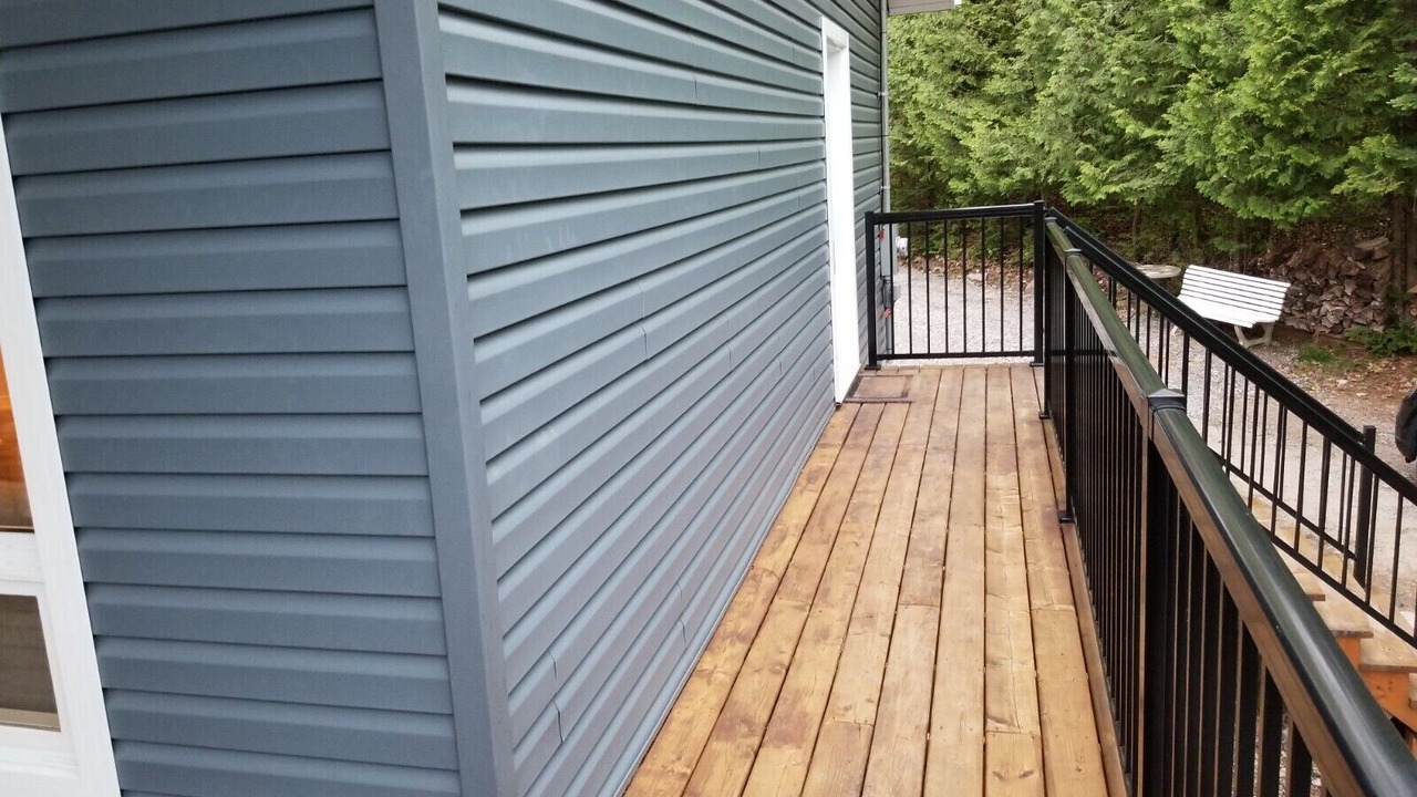Photo of Patio Balcony in Gooderham