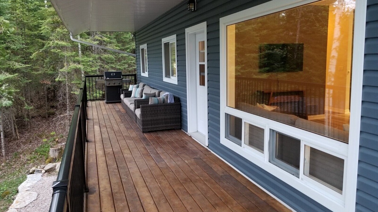 Photo of Patio Balcony in Gooderham