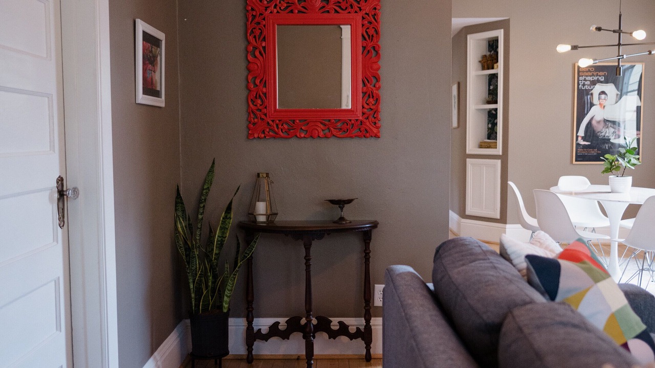 Photo of Livingroom in Merriam Park