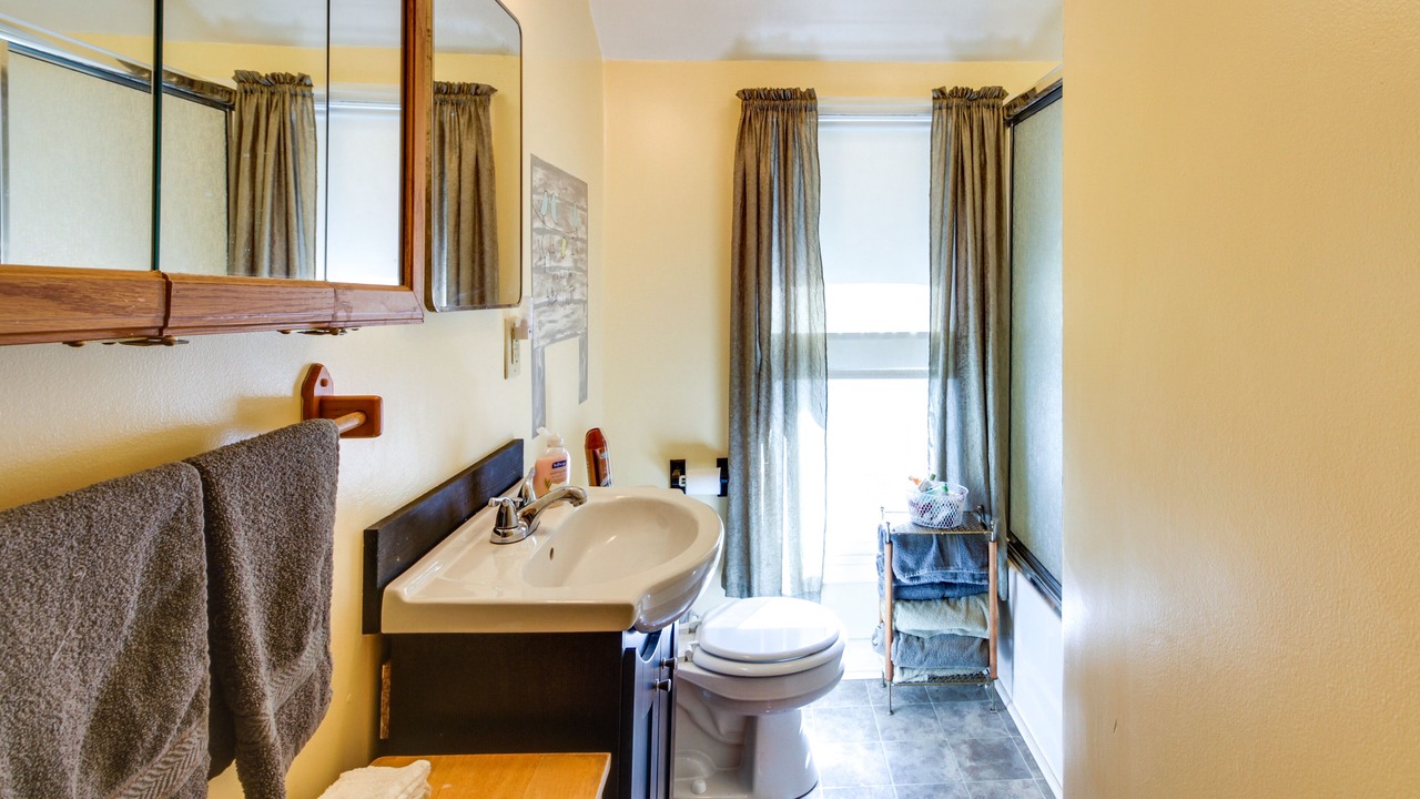 Photo of Bathroom in Chisholm