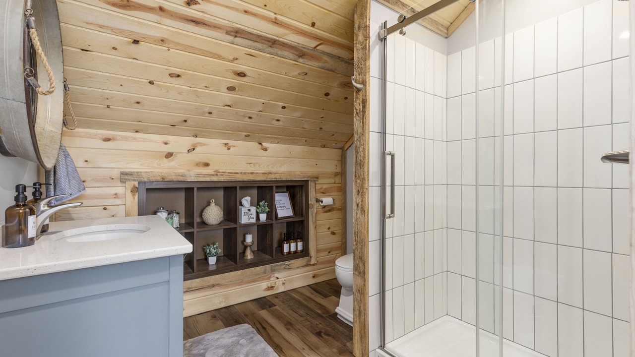 Photo of Bathroom in Longville