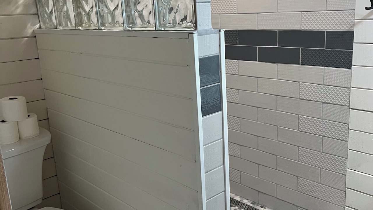 Photo of Bathroom in Addington Highlands