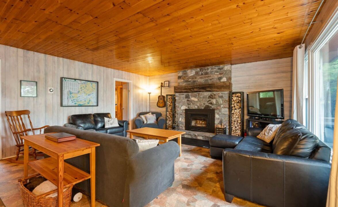 Photo of Bedroom in North Frontenac