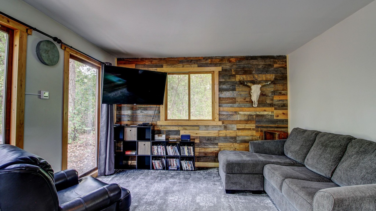 Photo of Livingroom in Osage