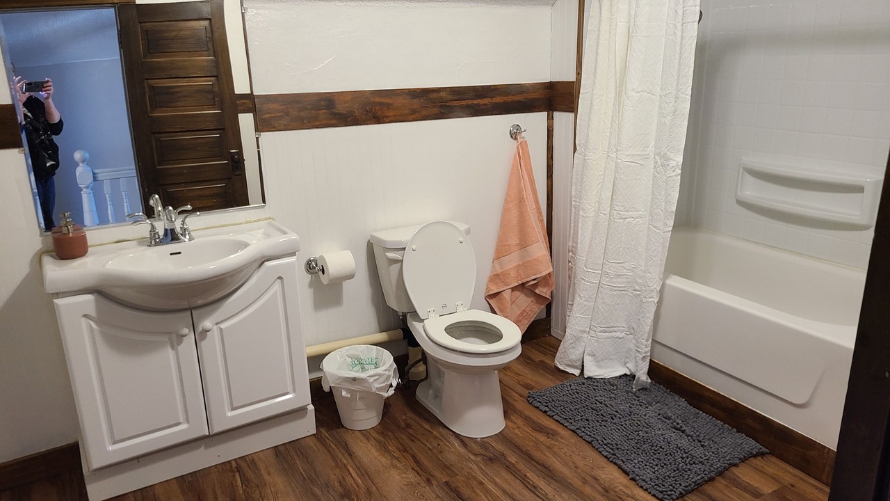 Photo of Bathroom in Richwood