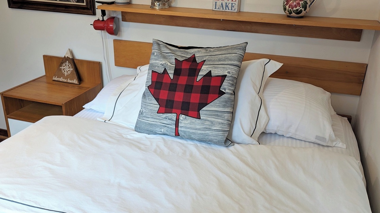 Photo of Bedroom in Highland Grove