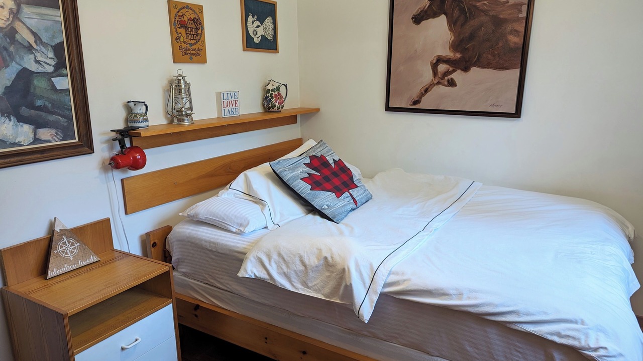 Photo of Bedroom in Highland Grove