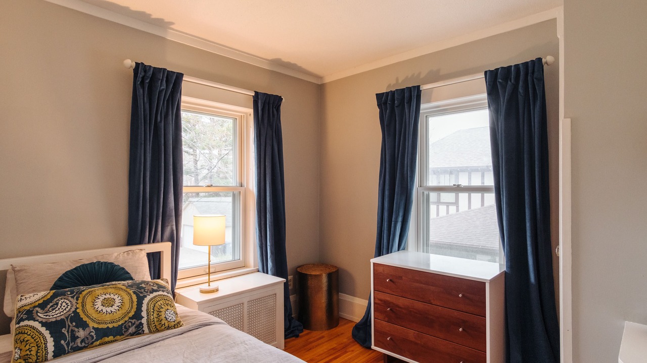 Photo of Bedroom in Lynnhurst