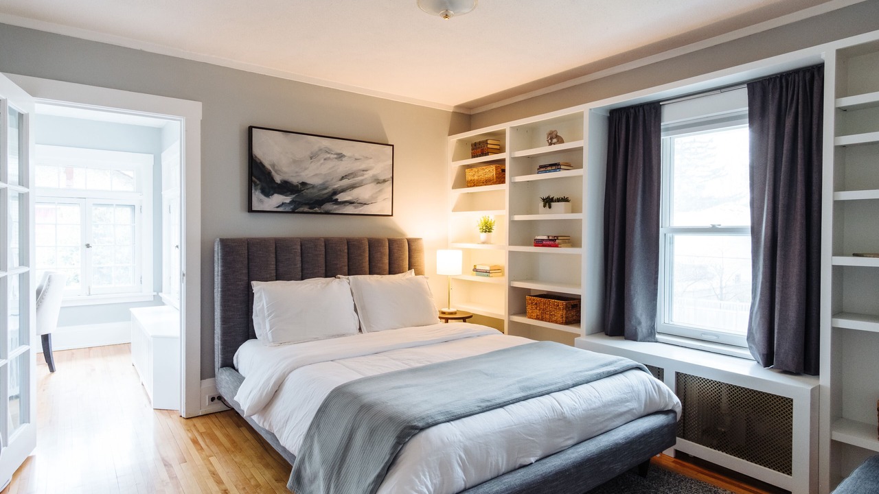 Photo of Bedroom in Lynnhurst