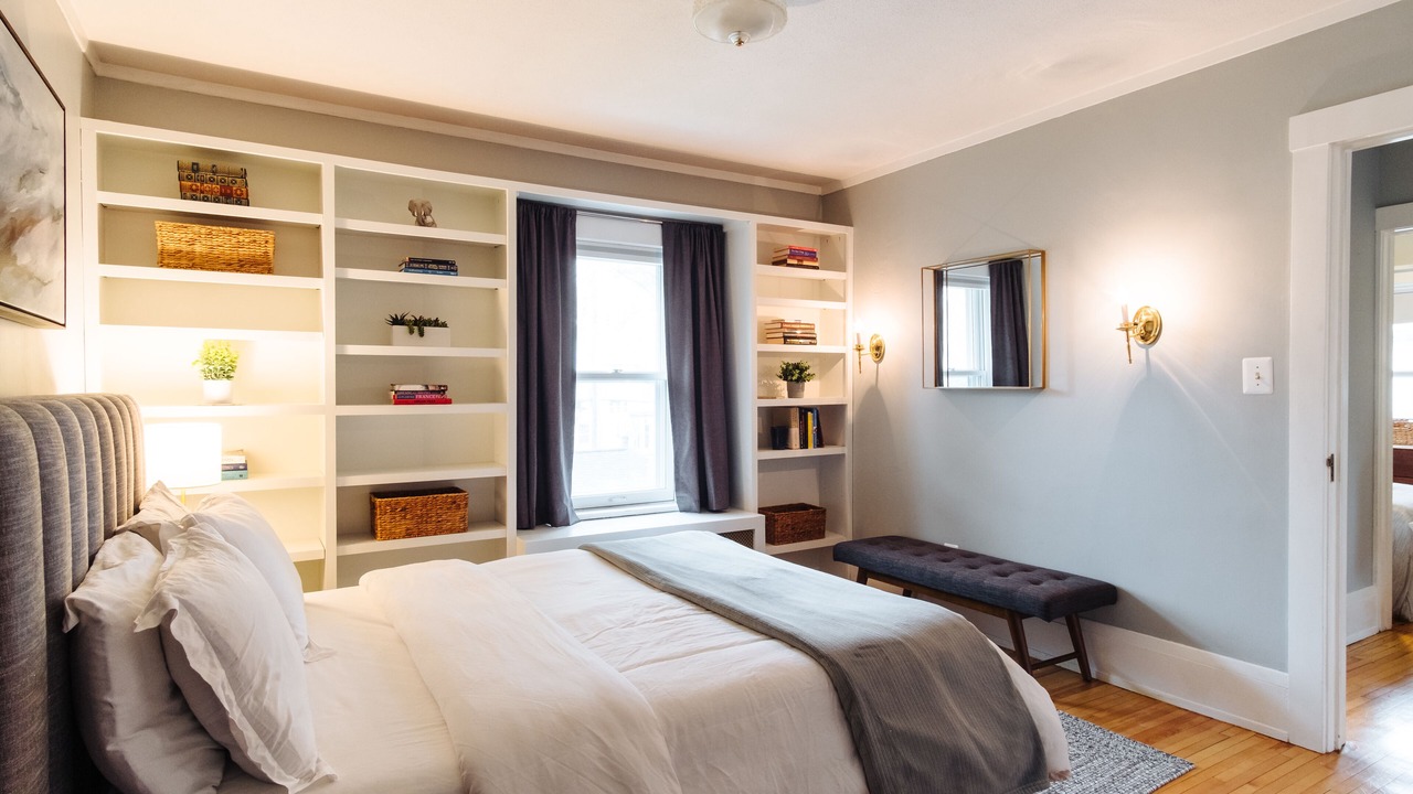 Photo of Bedroom in Lynnhurst