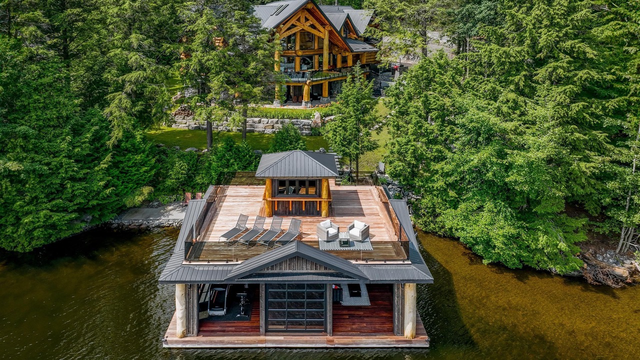 Photo of Others in Gravenhurst