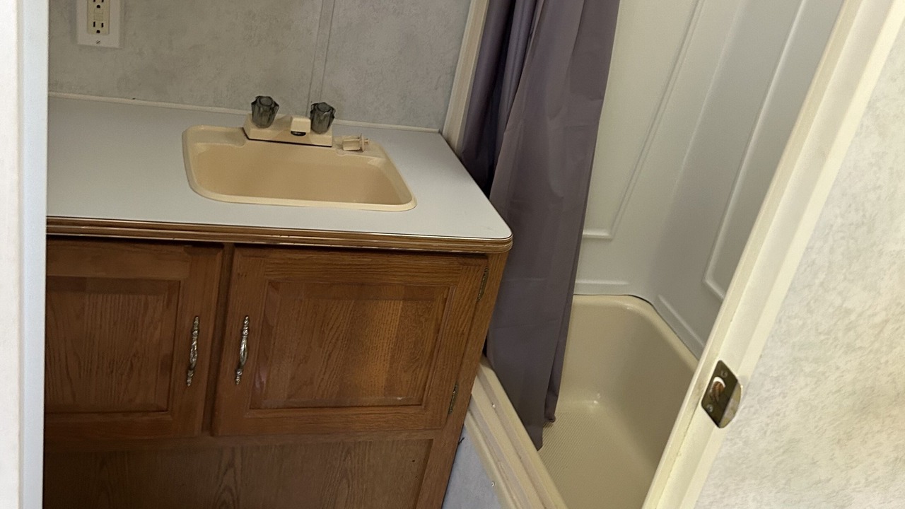 Photo of Bathroom in Stokes Bay