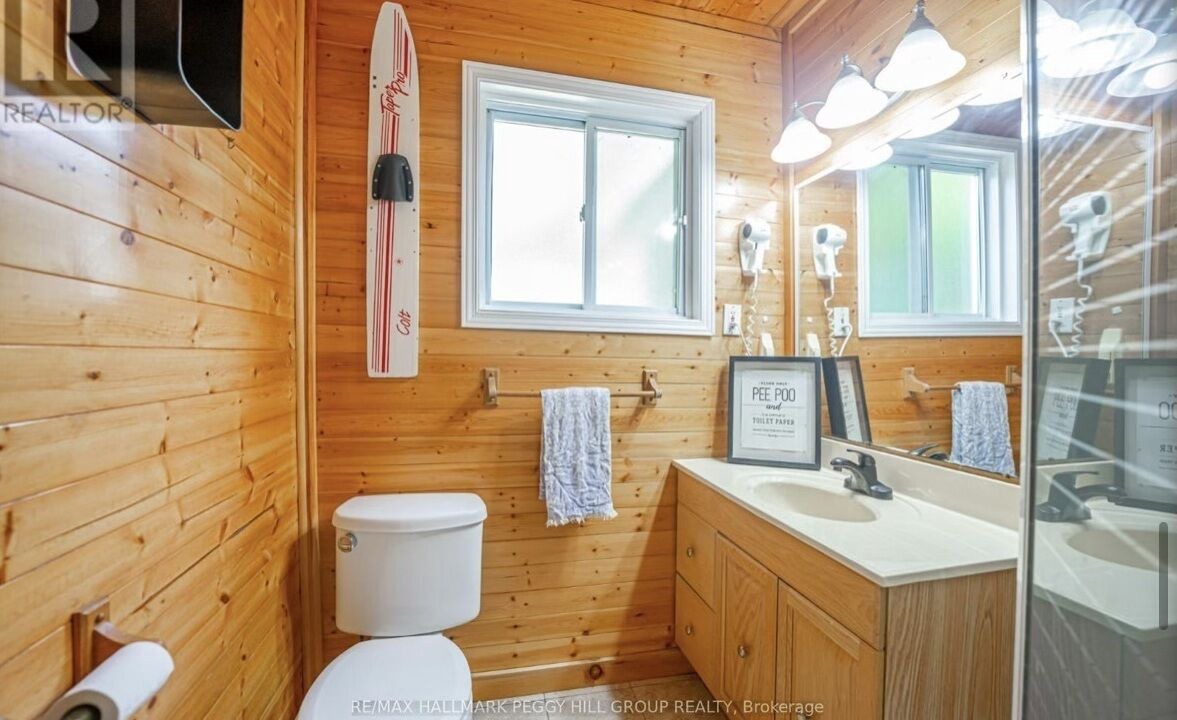 Photo of Bathroom in Georgian Bay