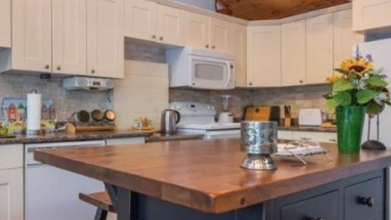 Photo of Kitchen in Georgian Bay