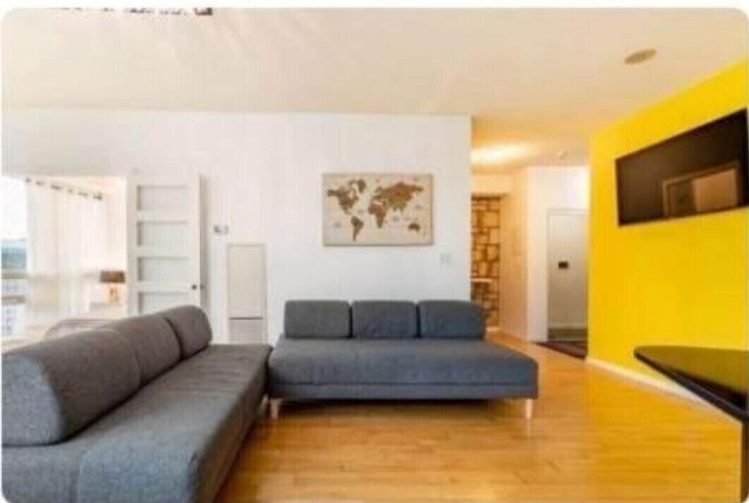 Photo of Livingroom in Central Waterfront