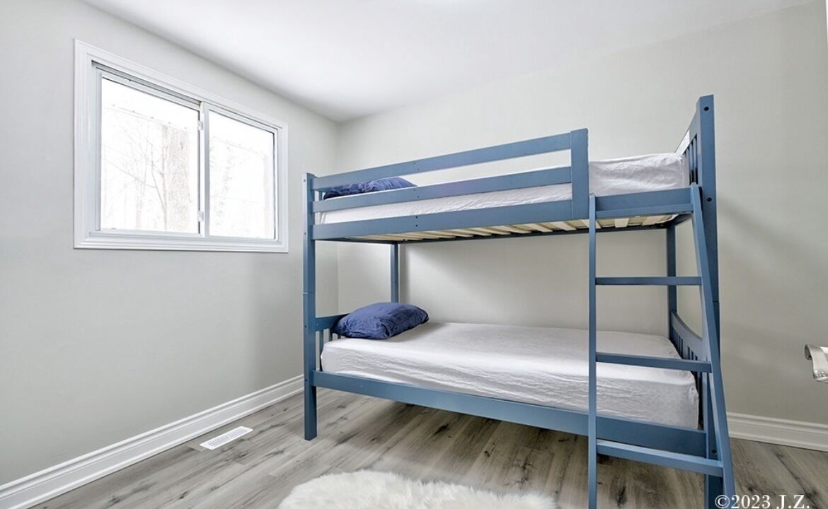 Photo of Bedroom in Pefferlaw