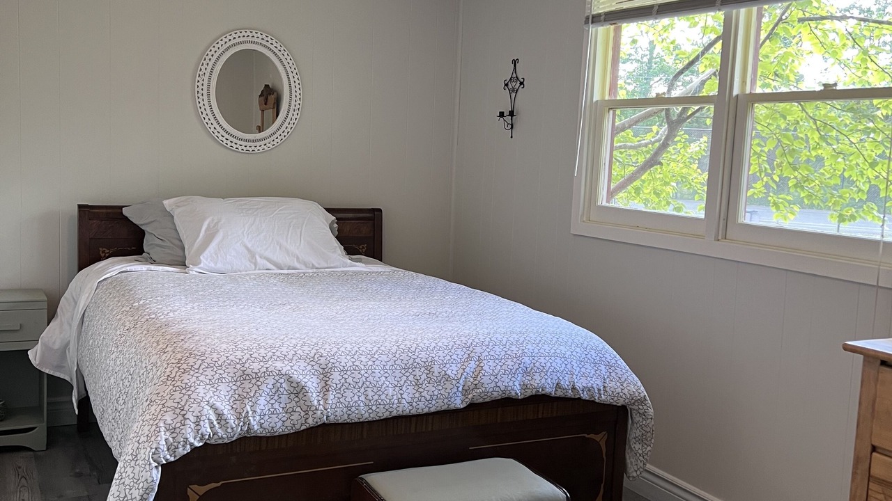 Photo of Bedroom in Trent Lakes