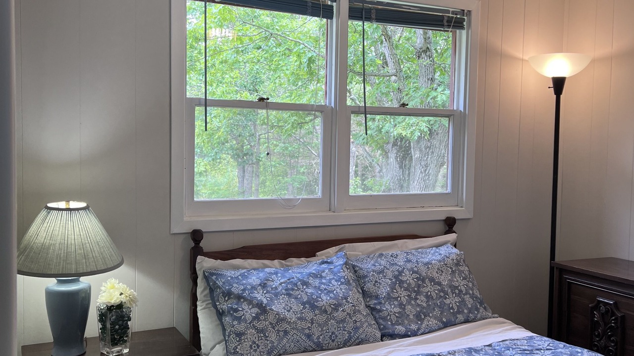 Photo of Bedroom in Trent Lakes