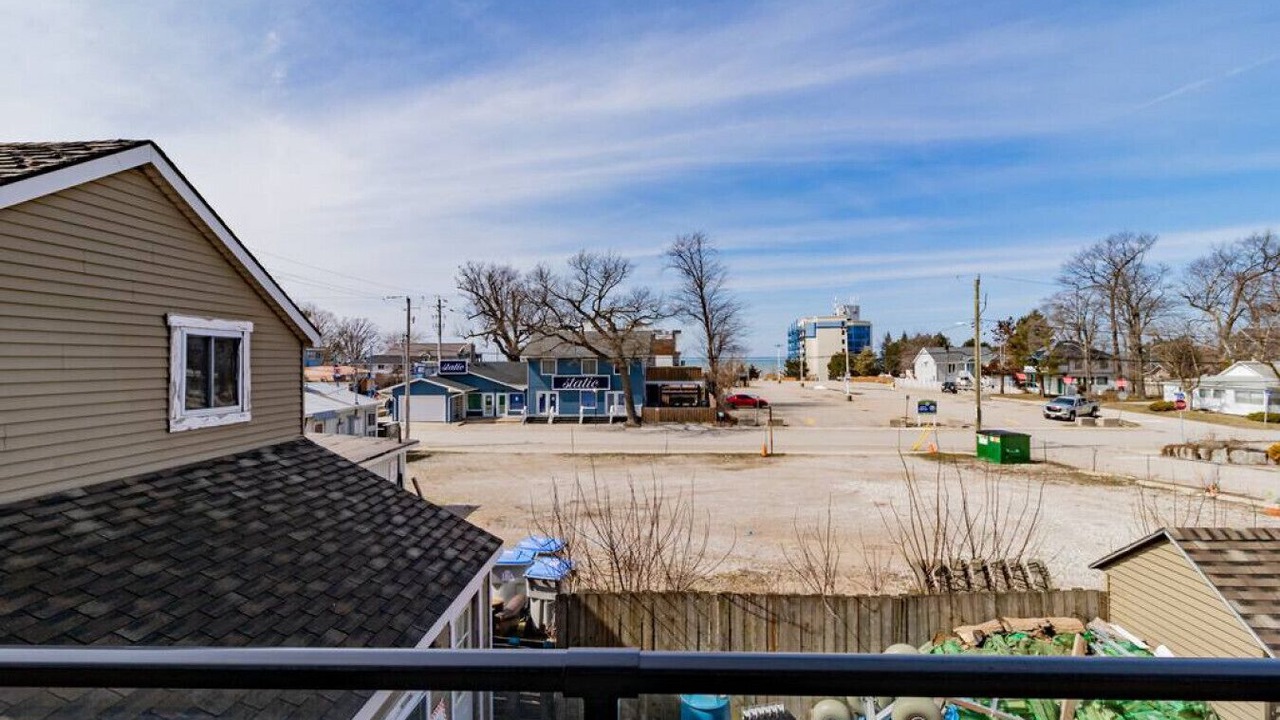 Photo of Others in Grand Bend