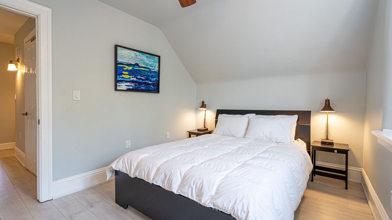 Photo of Bedroom in The Beaches