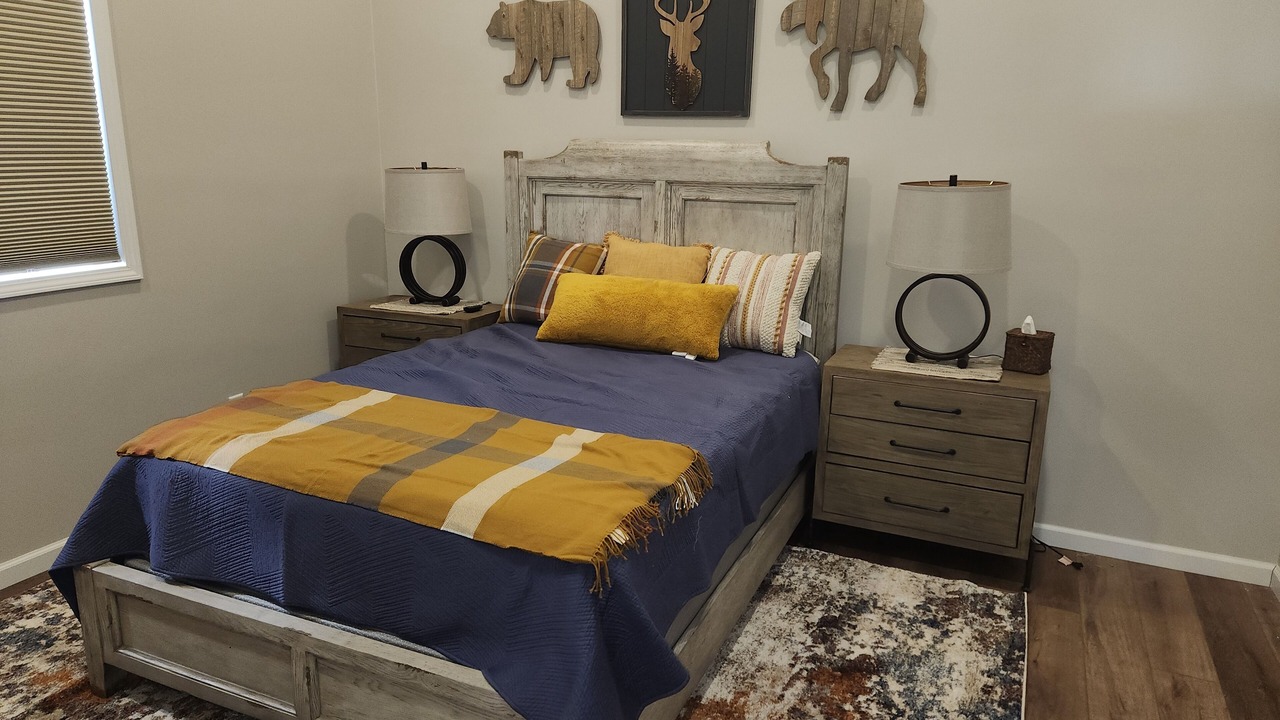 Photo of Bedroom in Carlton County