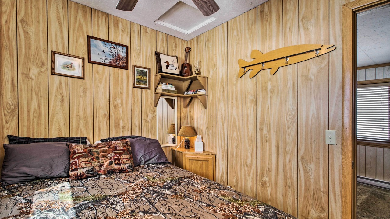 Photo of Bedroom in Remer
