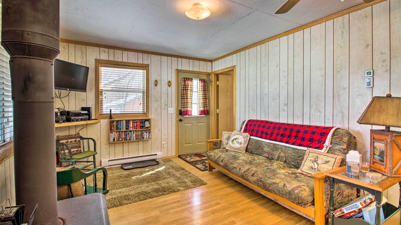 Photo of Livingroom in Remer