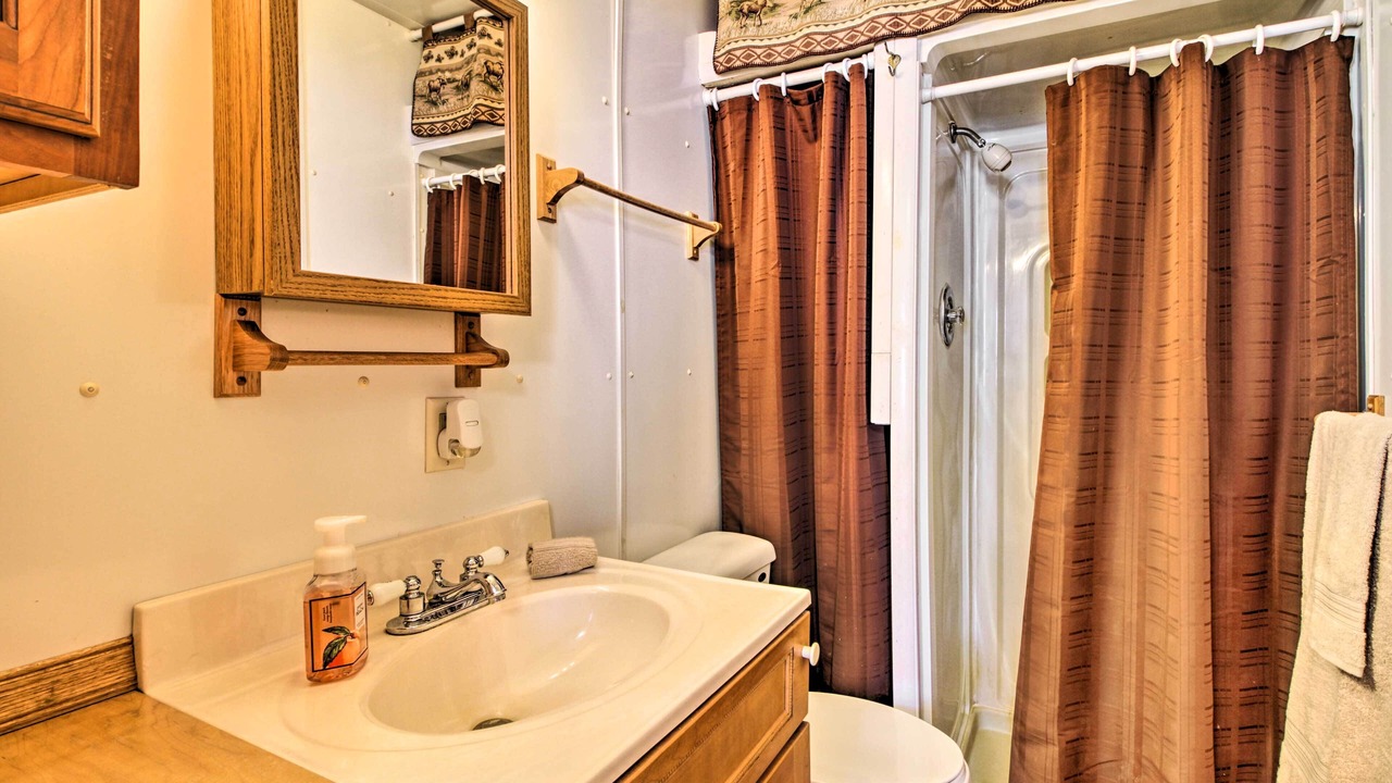 Photo of Bathroom in Remer