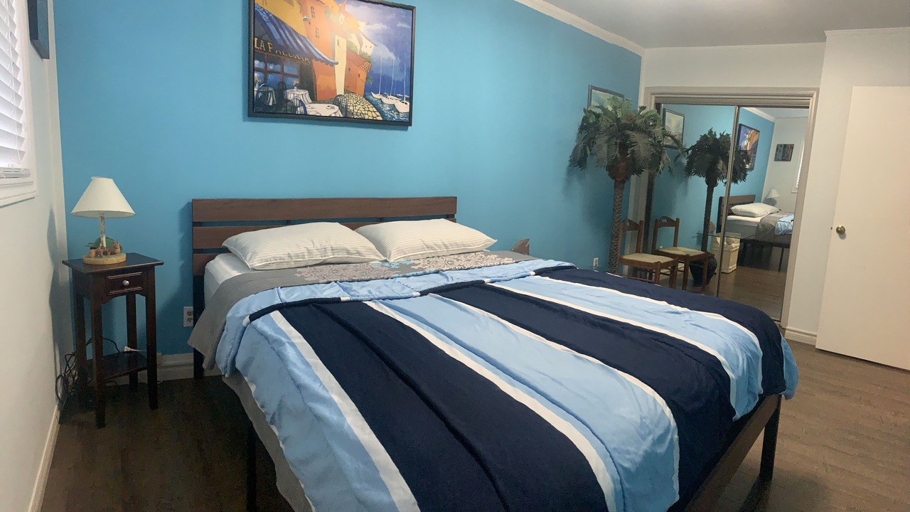 Photo of Bedroom in Grand Bend