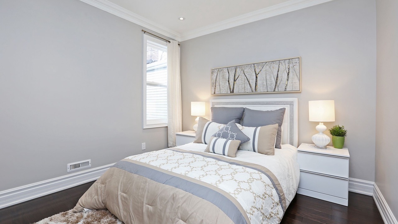 Photo of Bedroom in The Beaches