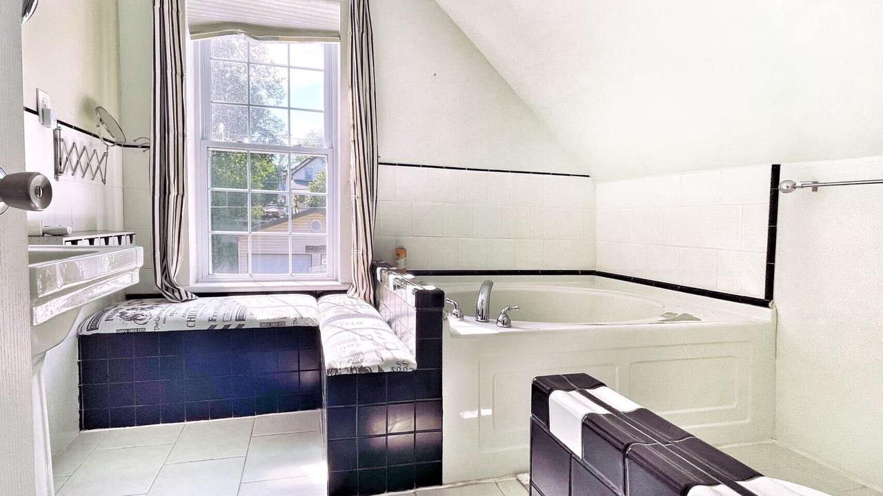 Photo of Bathroom in Washago