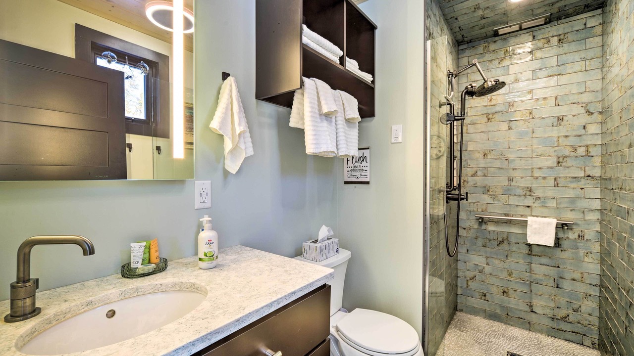 Photo of Bathroom in Two Harbors