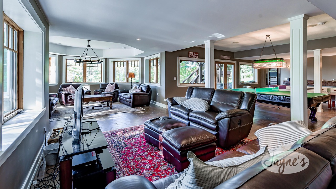 Photo of Bedroom in Gravenhurst