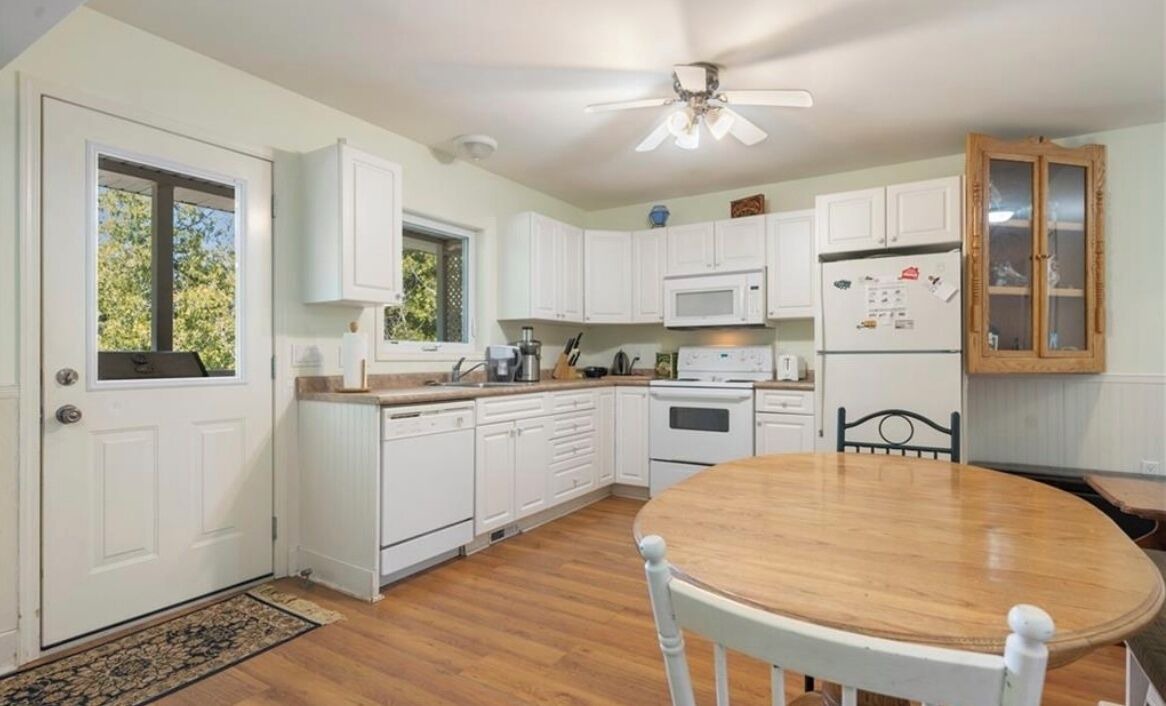 Photo of Kitchen in Tobermory
