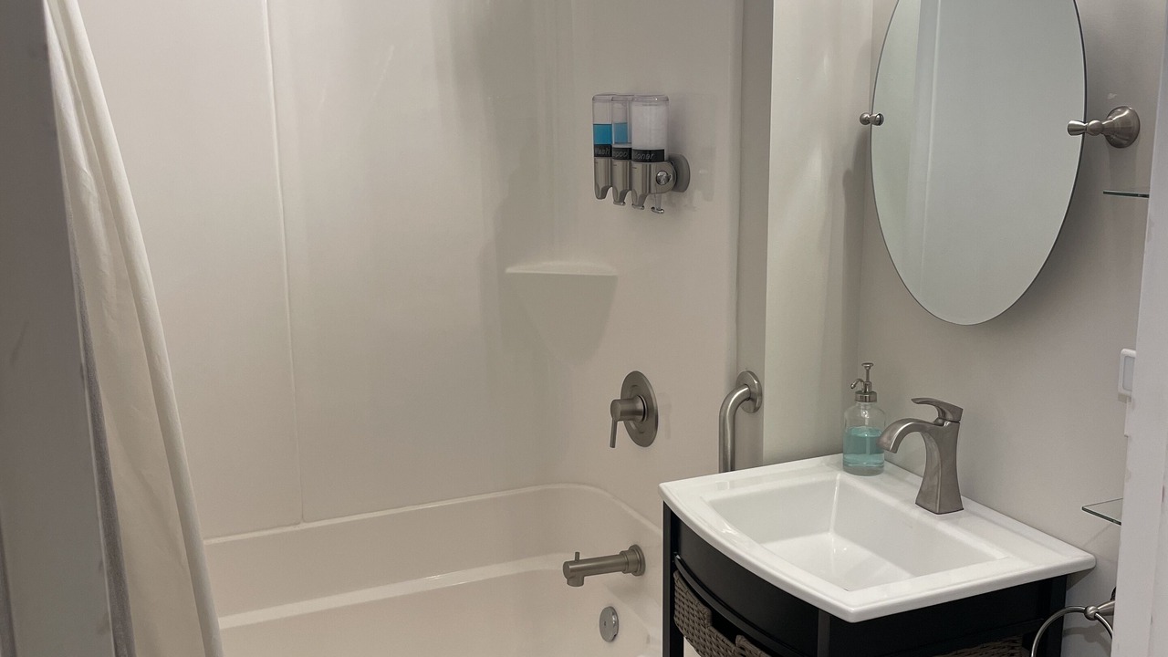 Photo of Bathroom in Albert Lea
