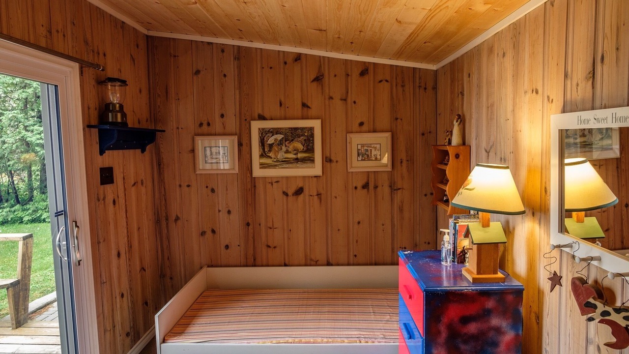 Photo of Bedroom in Deer Bay