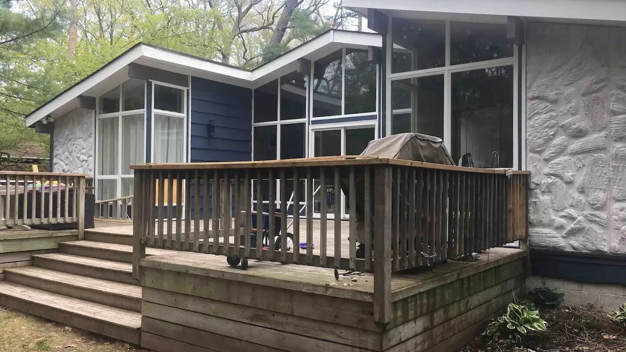 Photo of Patio Balcony in Grand Bend