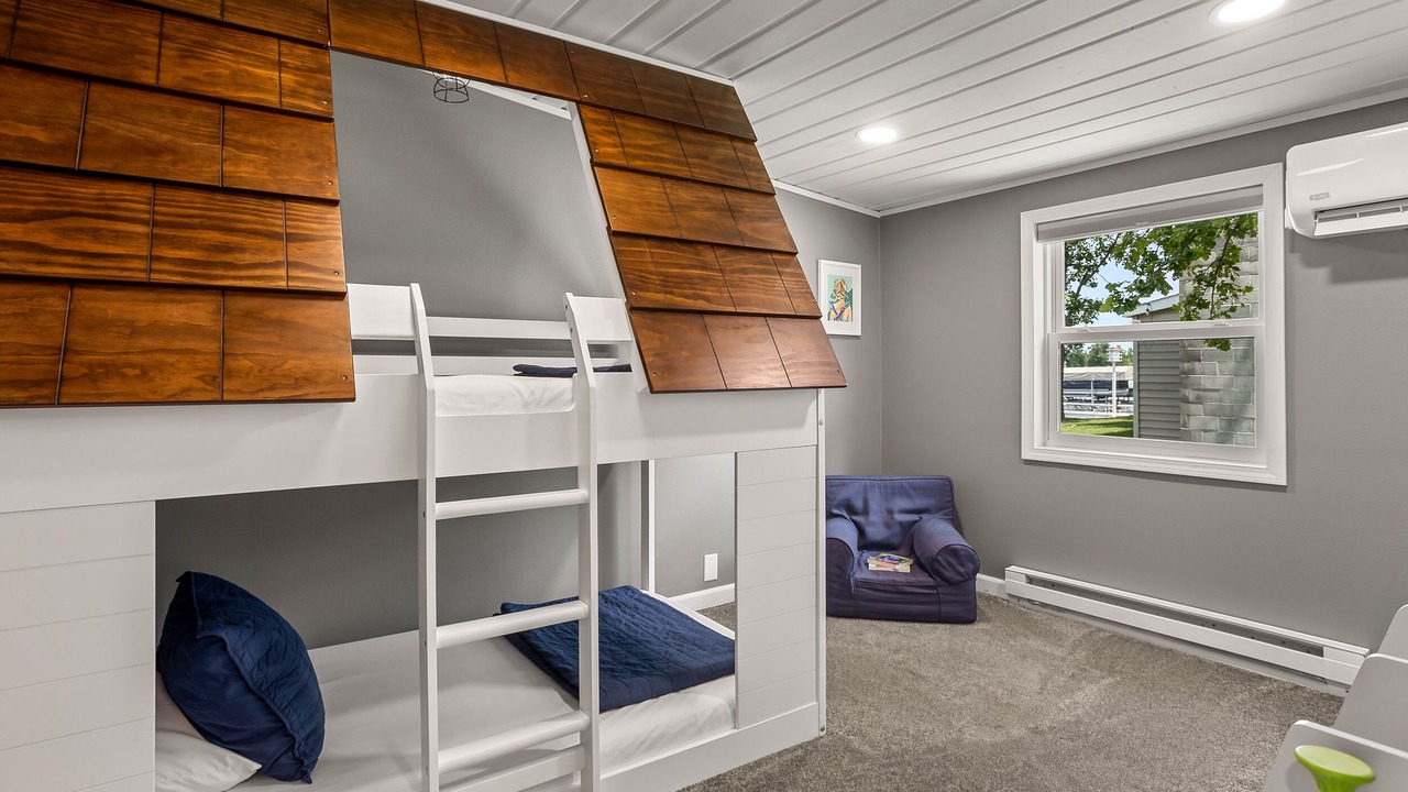 Photo of Bedroom in Detroit Lakes