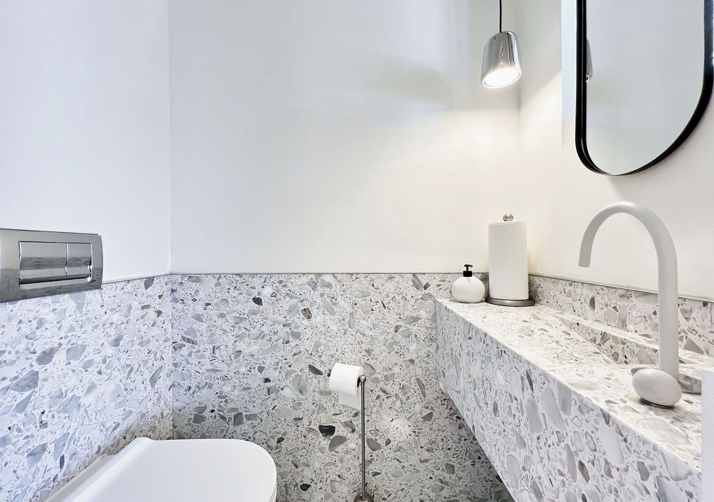 Photo of Bathroom in Regal Heights