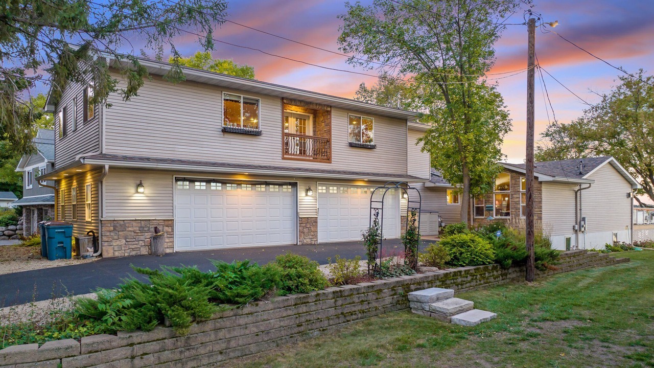 Photo of Outdoor in Forest Lake