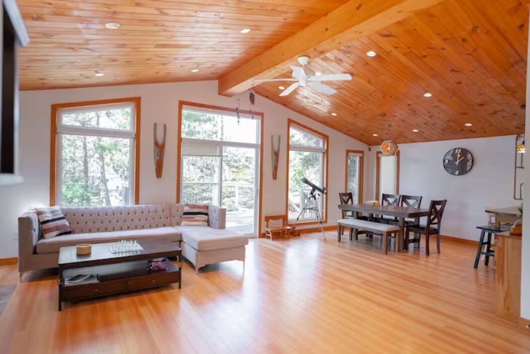 Photo of Livingroom in Tiny