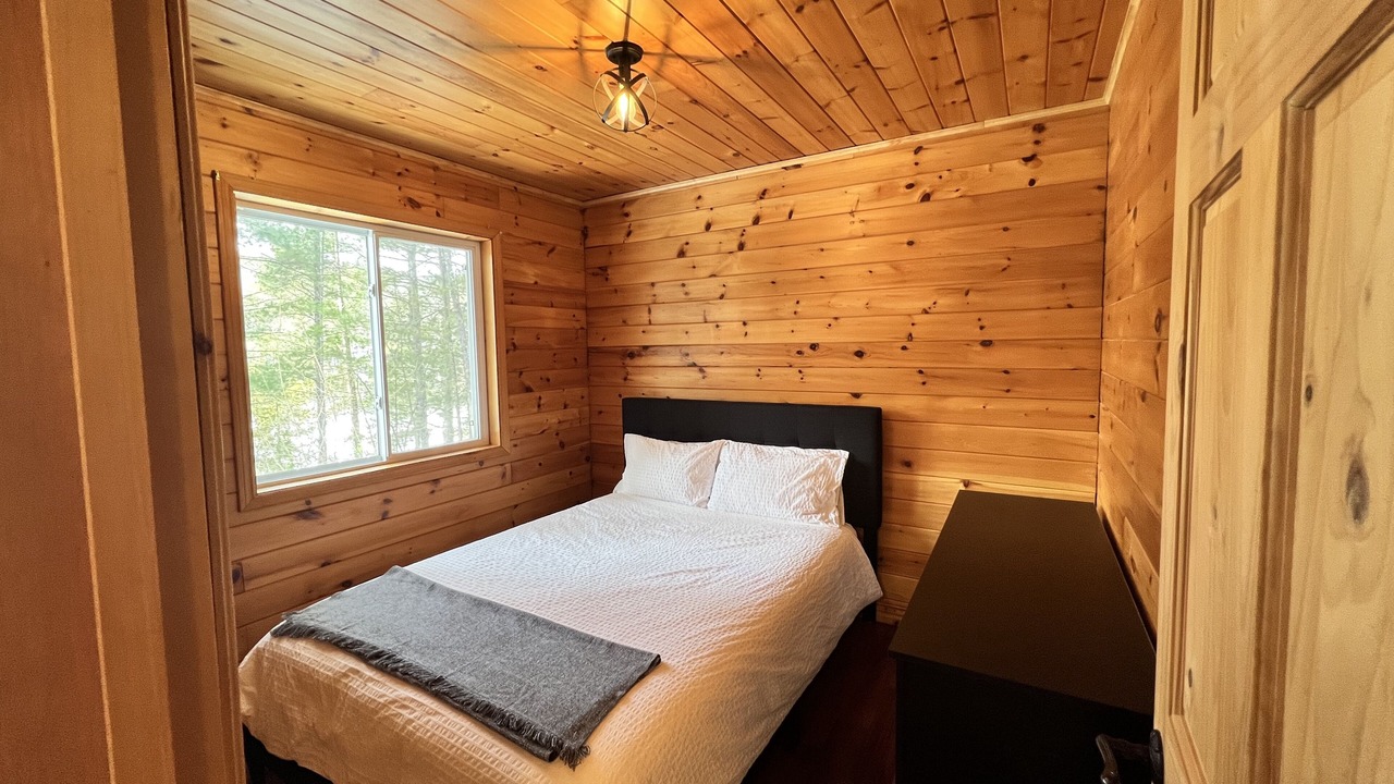 Photo of Bedroom in North Frontenac
