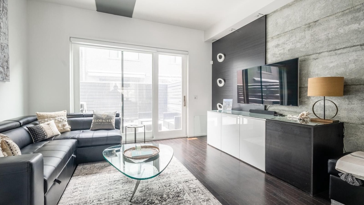 Photo of Livingroom in Little Italy