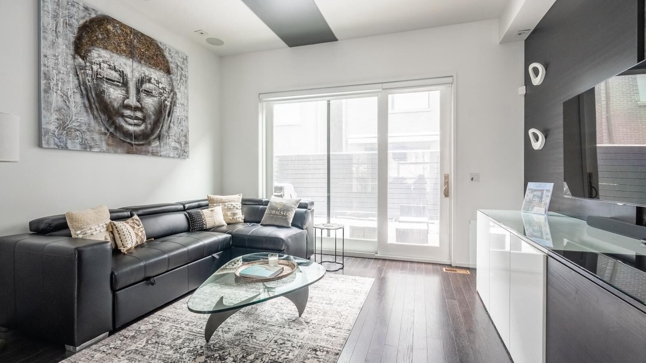 Photo of Livingroom in Little Italy