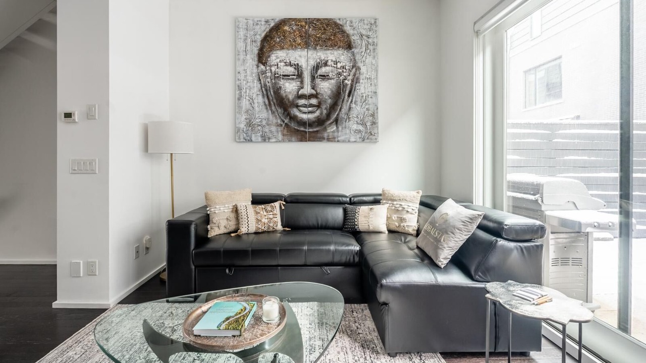 Photo of Livingroom in Little Italy