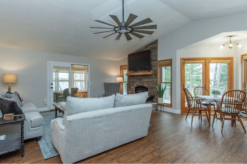 Photo of Livingroom in Longville