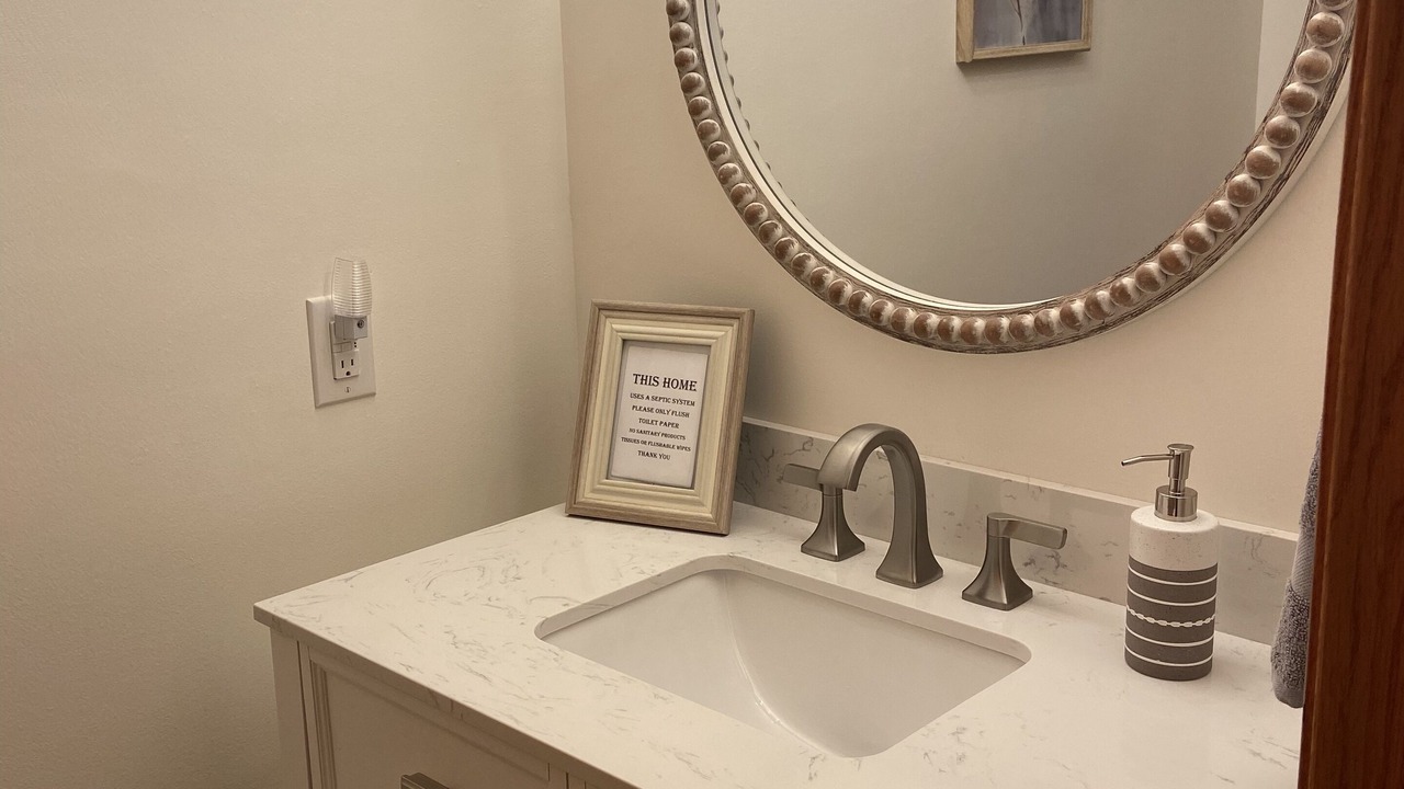 Photo of Bathroom in Longville