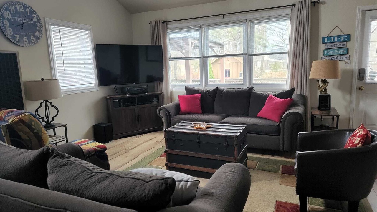 Photo of Bedroom in Long Point